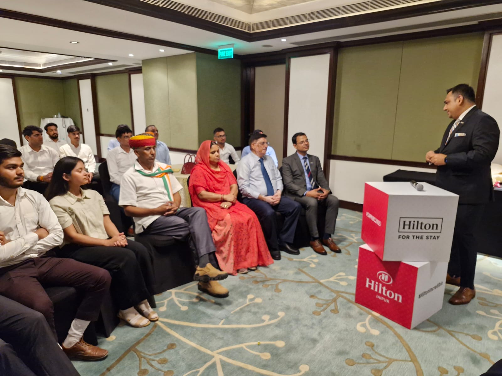 होटल हिल्टन एवं सेना कल्याण प्लेसमेंट संगठन की पहल पर पूर्व सैनिक वीरांगना और उनके आश्रितों को रोज़गार के नए अवस