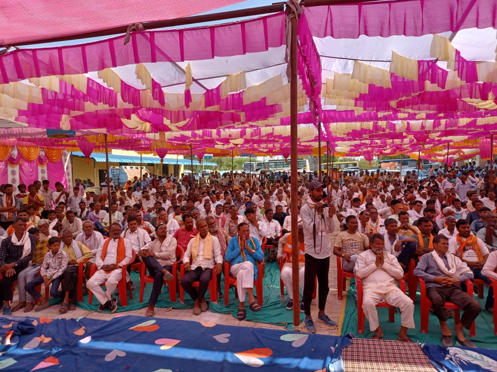 कर्नल के नेतृत्व में कश्मीरी गुर्जर बकरवाल प्रतिनिधि मंडल द्वारा उप मुख्यमंत्री प्रेमचंद बैरवा का स्वागत